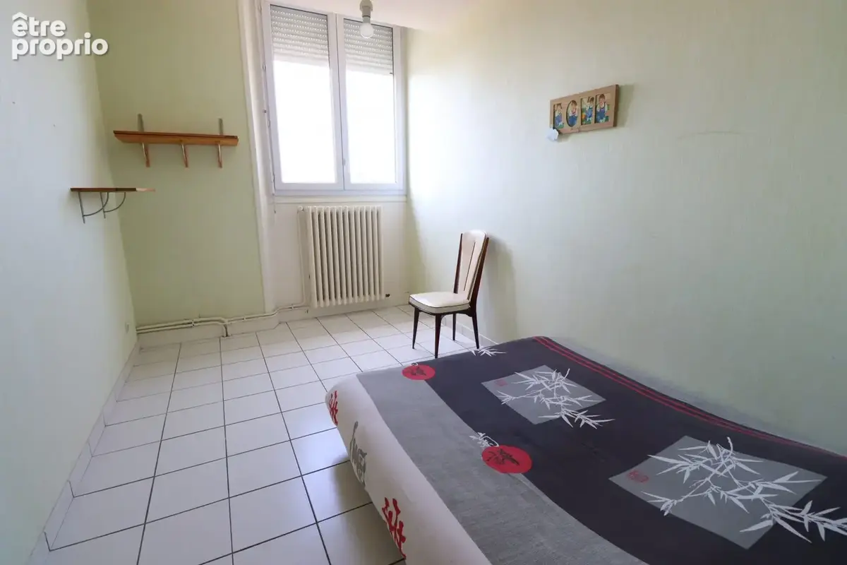 Appartement 4 pièces 111 m² à vendre à La Cote-Saint-Andre (38260) - photo 7