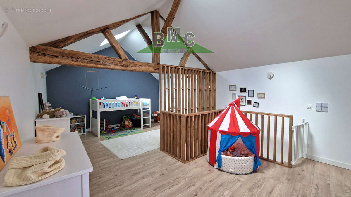 Appartement à LE PLESSIS-BOUCHARD