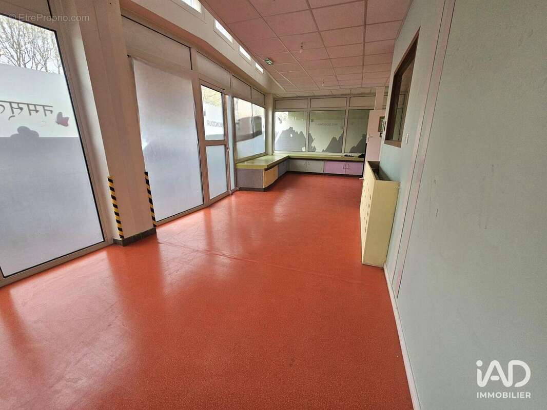 Photo 3 - Commerce à ASNIERES-SUR-SEINE