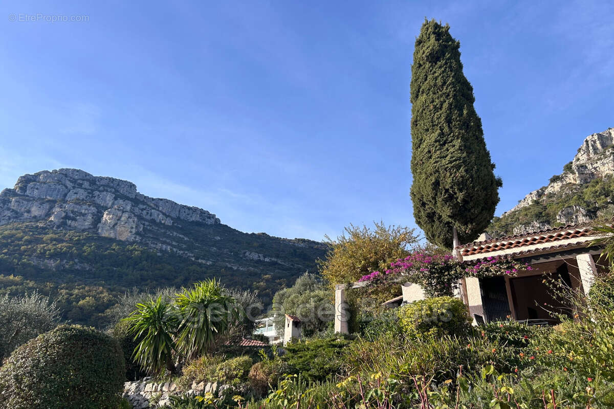 Photo Maison à Saint-Jeannet au prix de 624 000€