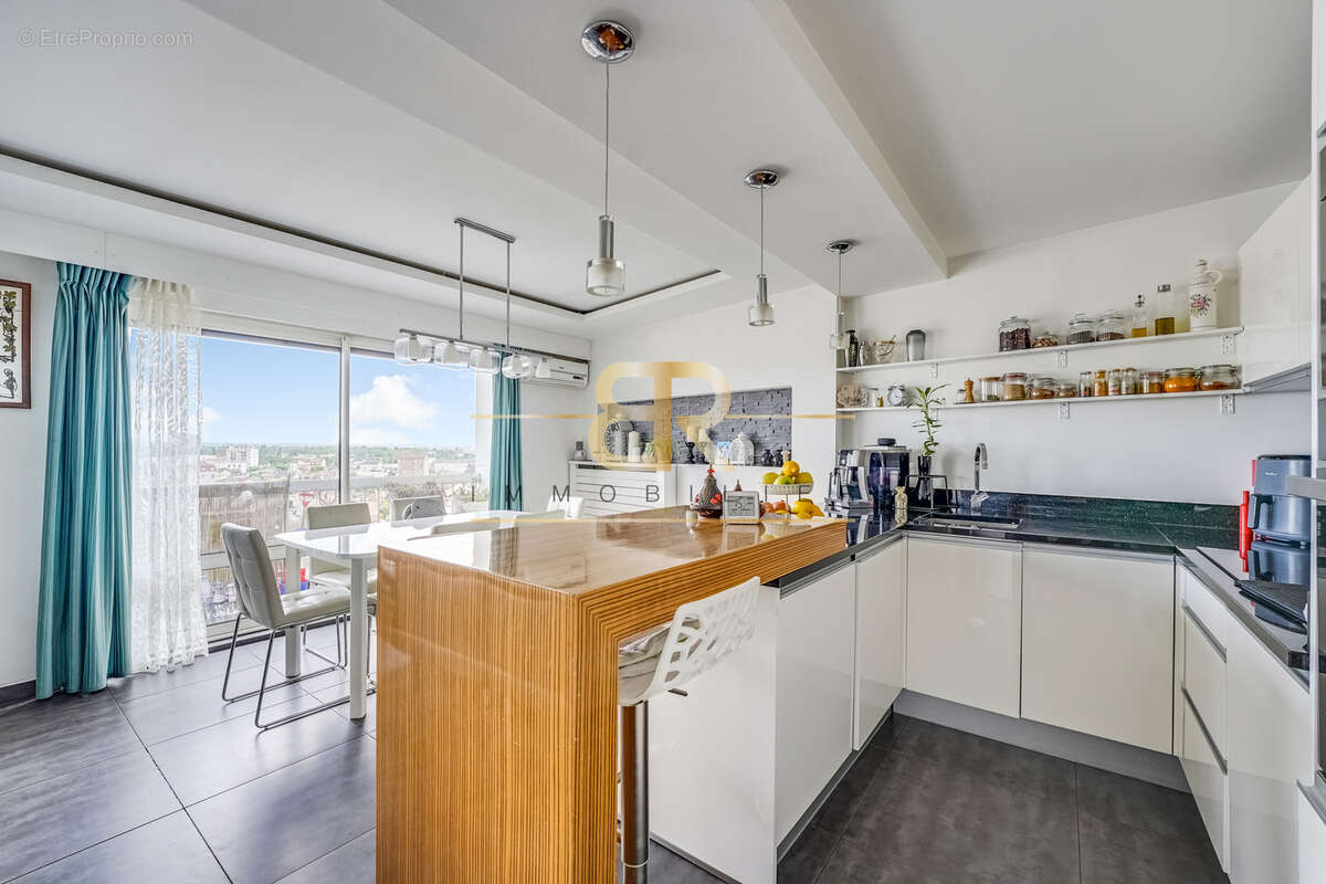 Appartement à CHAMPIGNY-SUR-MARNE