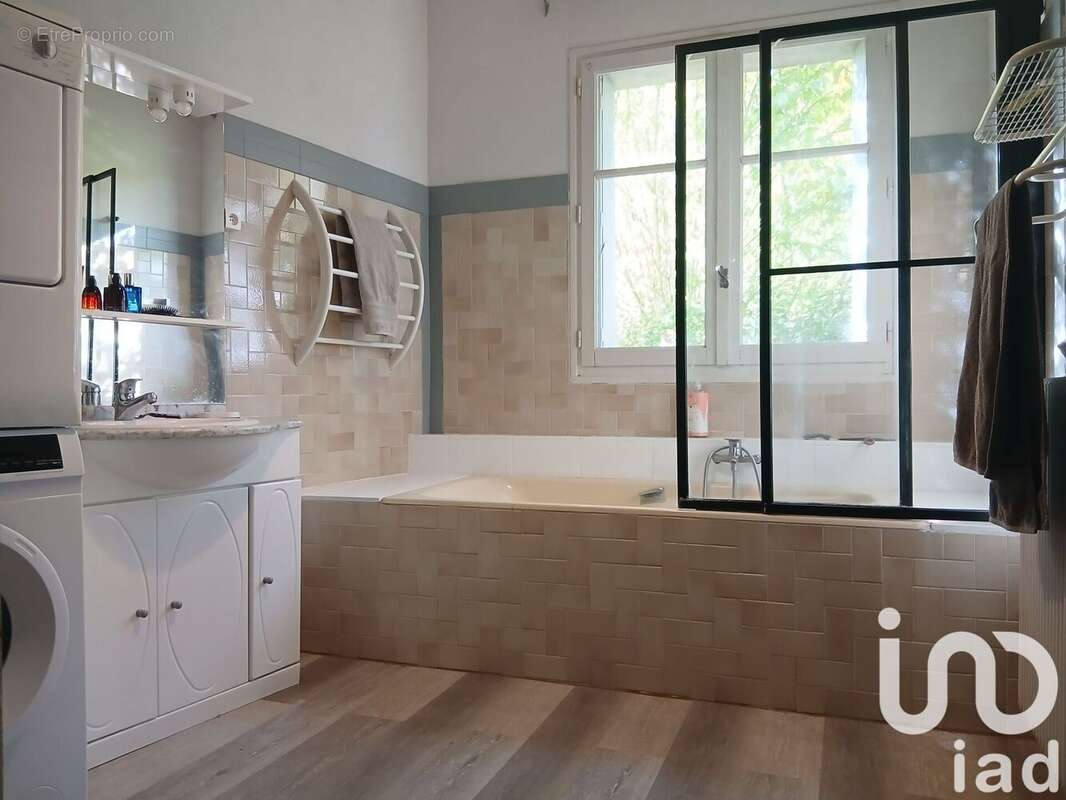 Photo 9 - Maison à CHINON