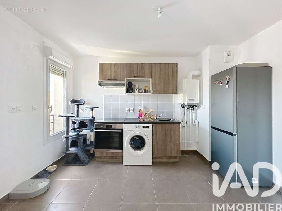 Photo 2 - Appartement à MORIERES-LES-AVIGNON