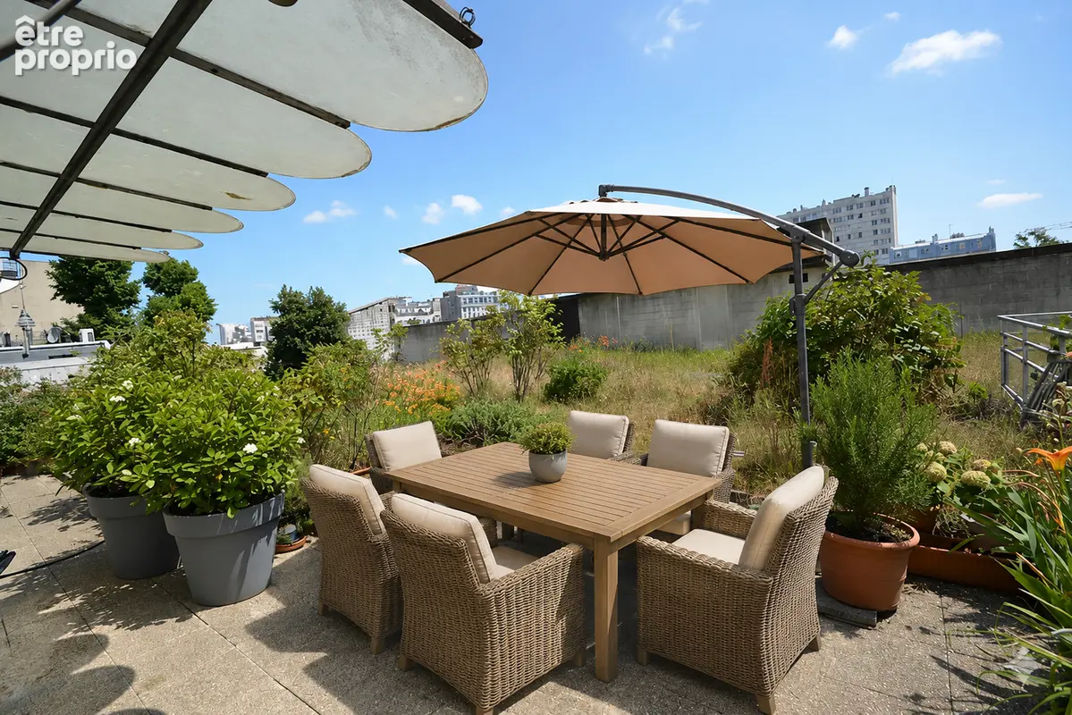 Appartement à PARIS-18E