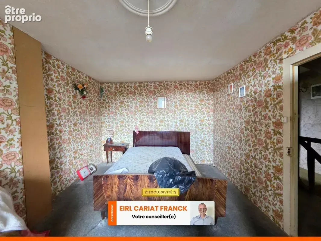 Maison en pierre de 118 m² sur étage, l’ensemble sur 910 m² de terrain clos avec des dépendances : - photo 12