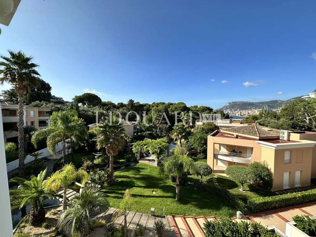 Appartement à ROQUEBRUNE-CAP-MARTIN