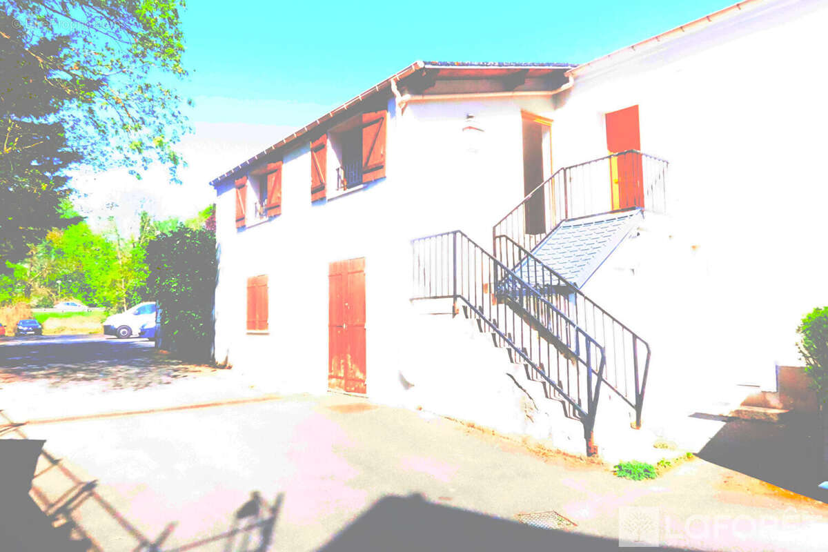 Appartement à LINAS