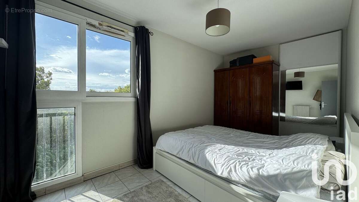 Photo 2 - Appartement à VILLENEUVE-LA-GARENNE