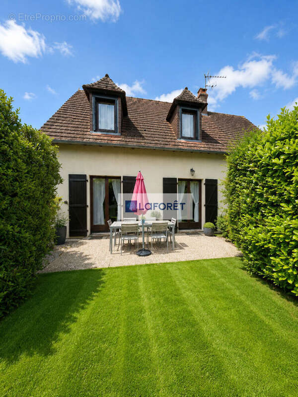 Maison Sartrouville 5 pièce(s) 97.40 m2 - photo 2