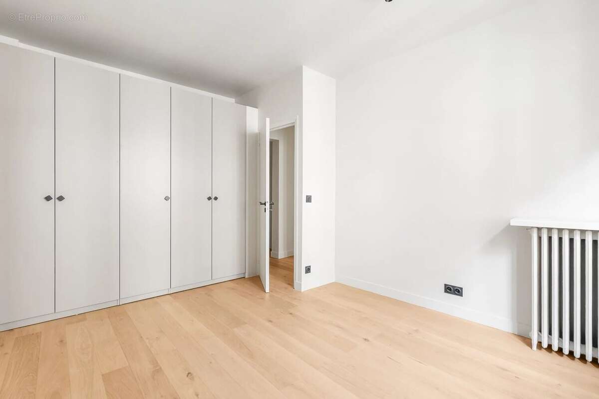 Appartement à PARIS-9E