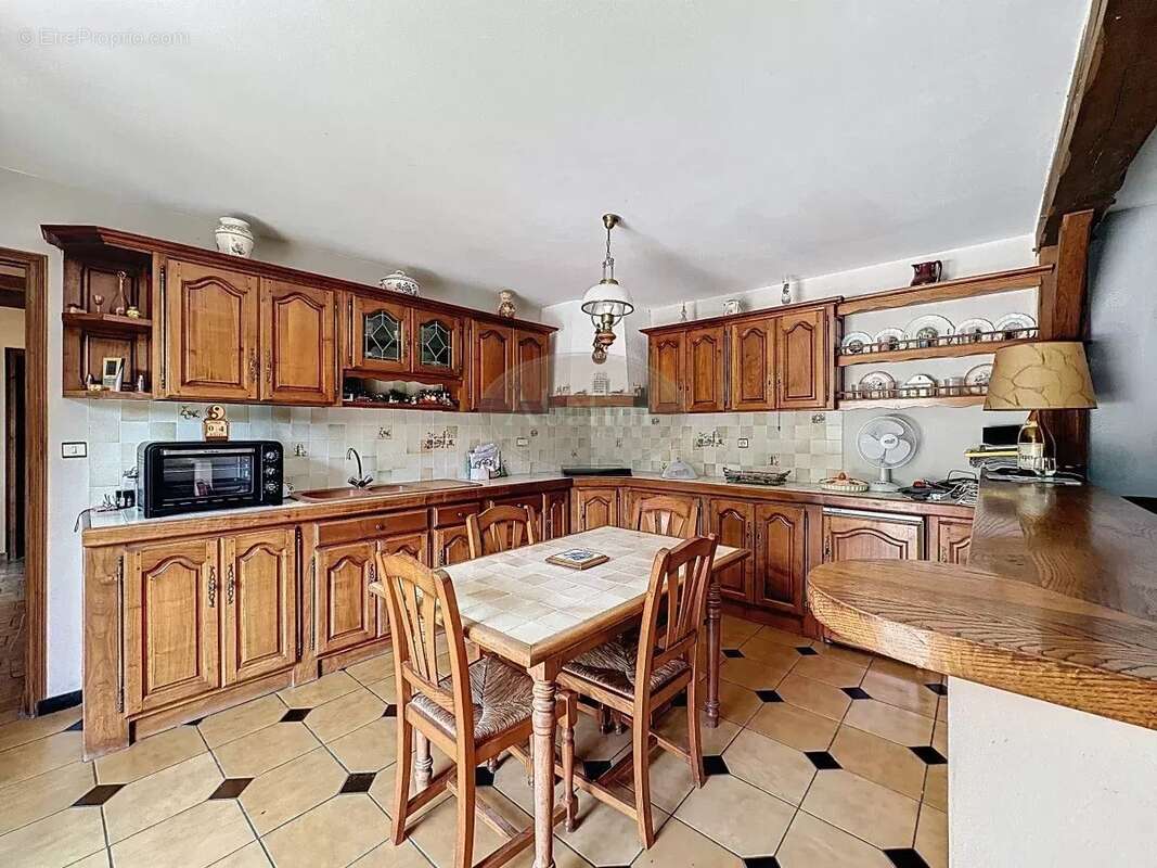 Maison à SAINTE-DODE