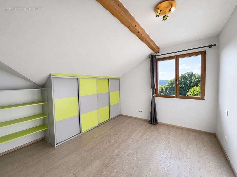 Maison 118 m² à Villaz  - photo 6