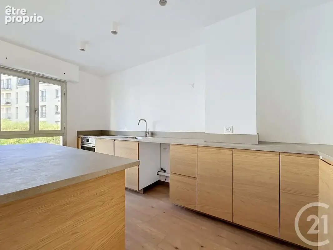 Appartement 5 pièces 110 m² à vendre à Chartres (28000) - photo 4