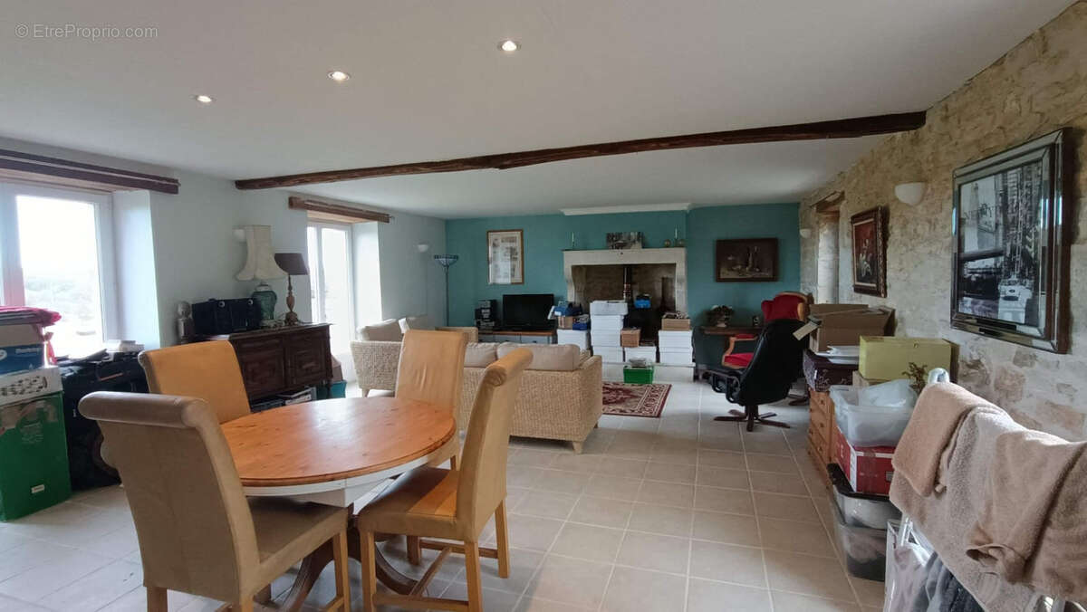 Maison à SAINT-CLAUD