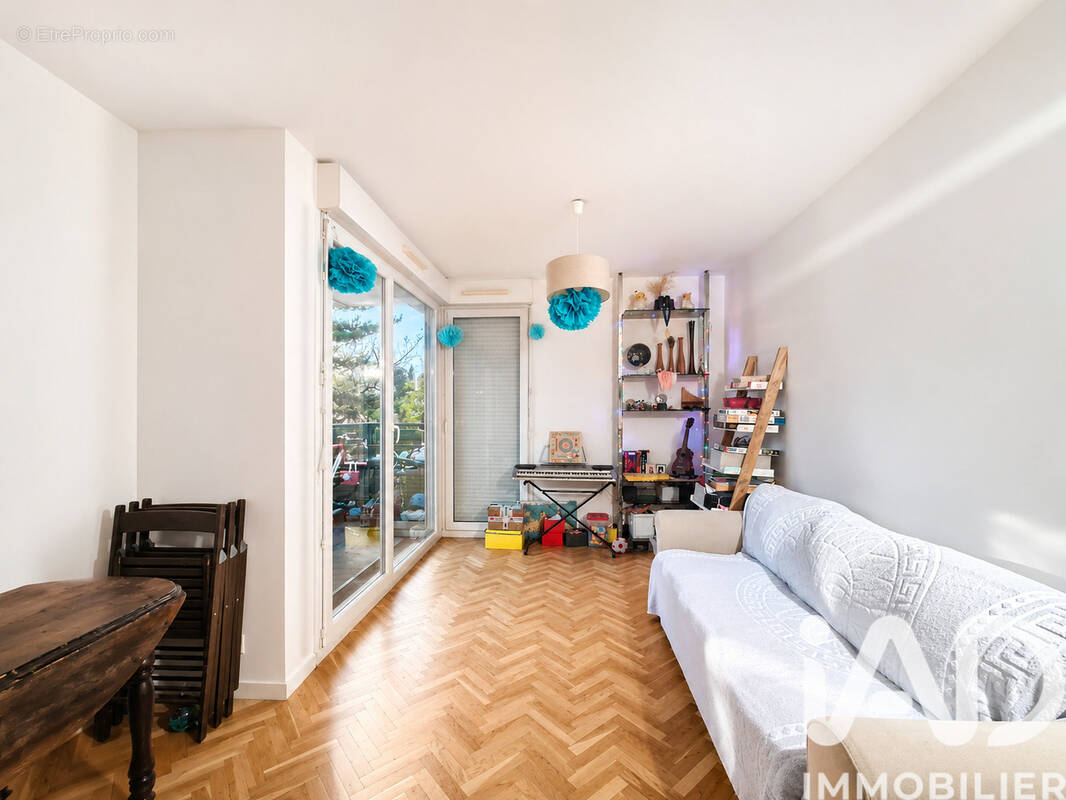Photo 1 - Appartement à VITRY-SUR-SEINE