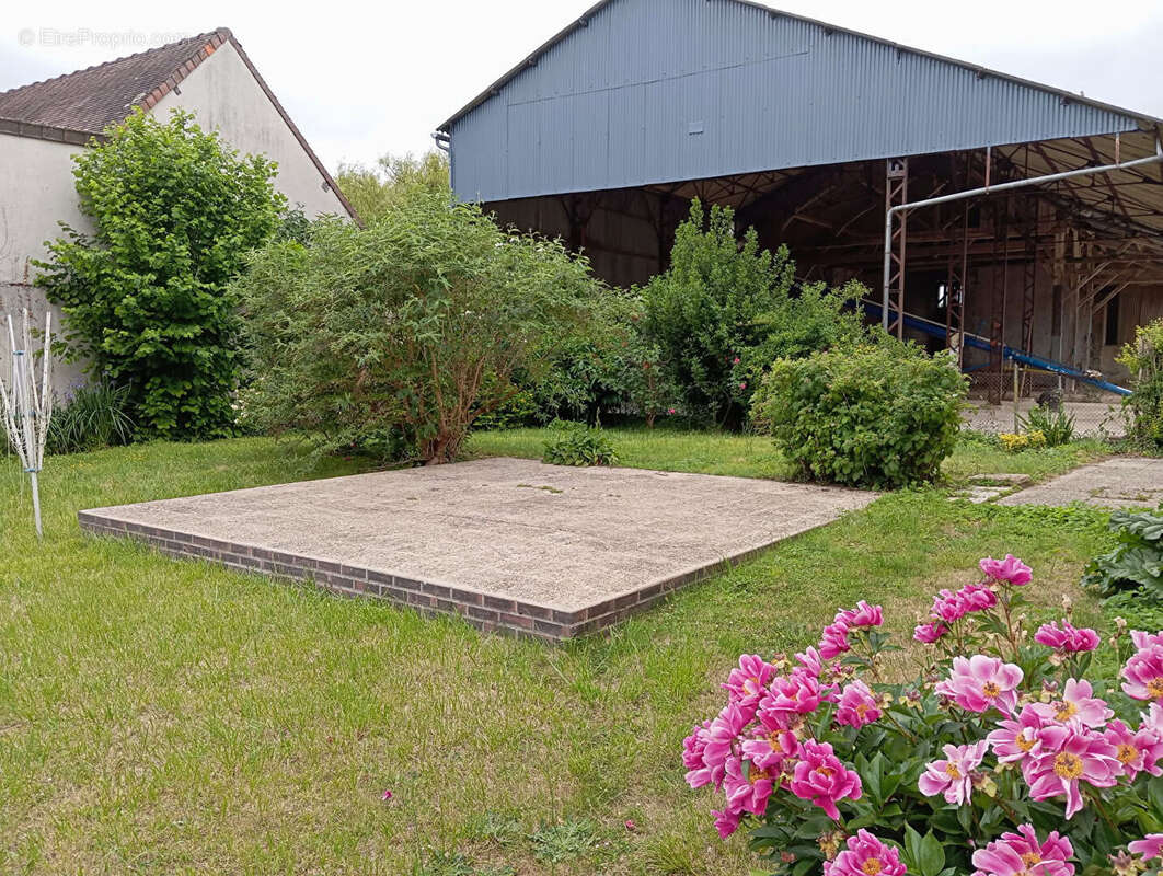 Maison à AIX-EN-OTHE