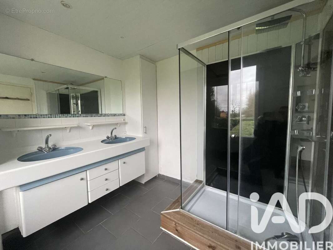 Photo 5 - Maison à SAINT-SAUVEUR-LENDELIN