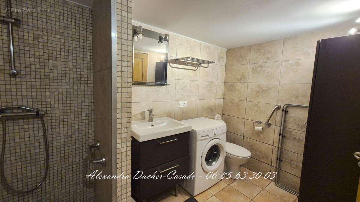 Appartement à PEYRUIS