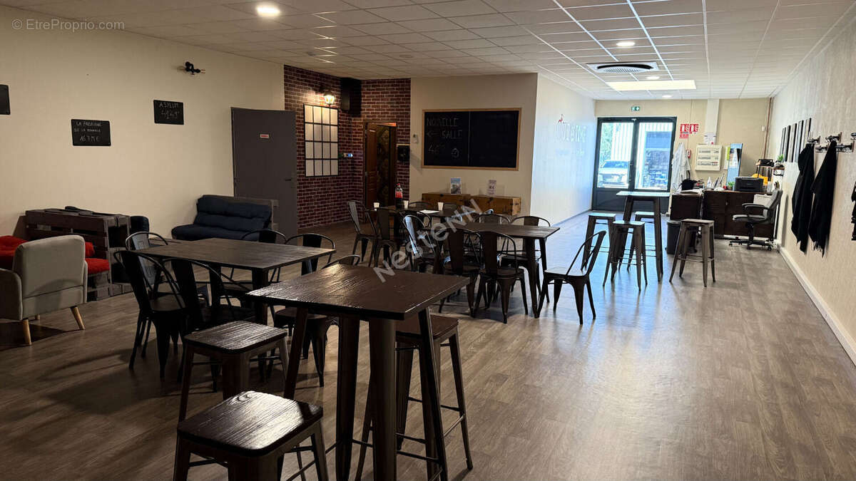 Local commercial Longeville Les Saint Avold 431 m2 - photo 3