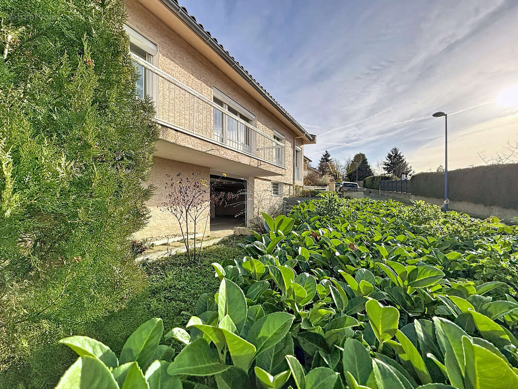 Maison à LA TALAUDIERE