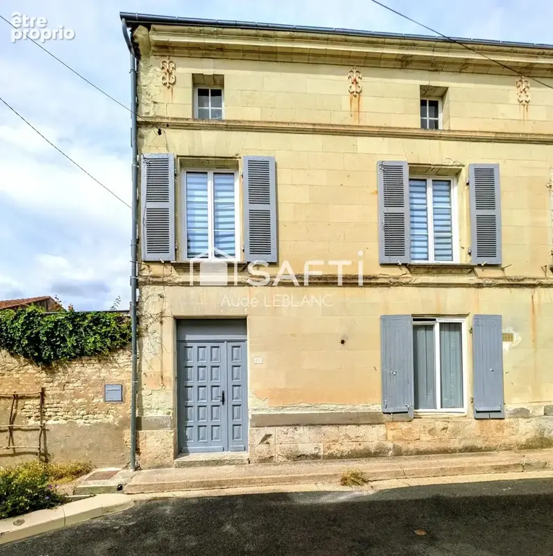Photo 1 - Maison à MONTS-SUR-GUESNES