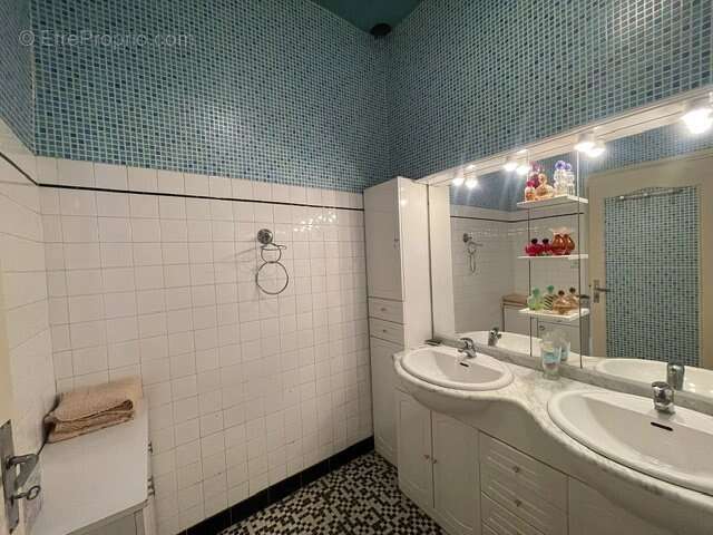 Maison bourgeoise - 201 m², piscine, studio indépendant et vue dégagée ! - photo 29