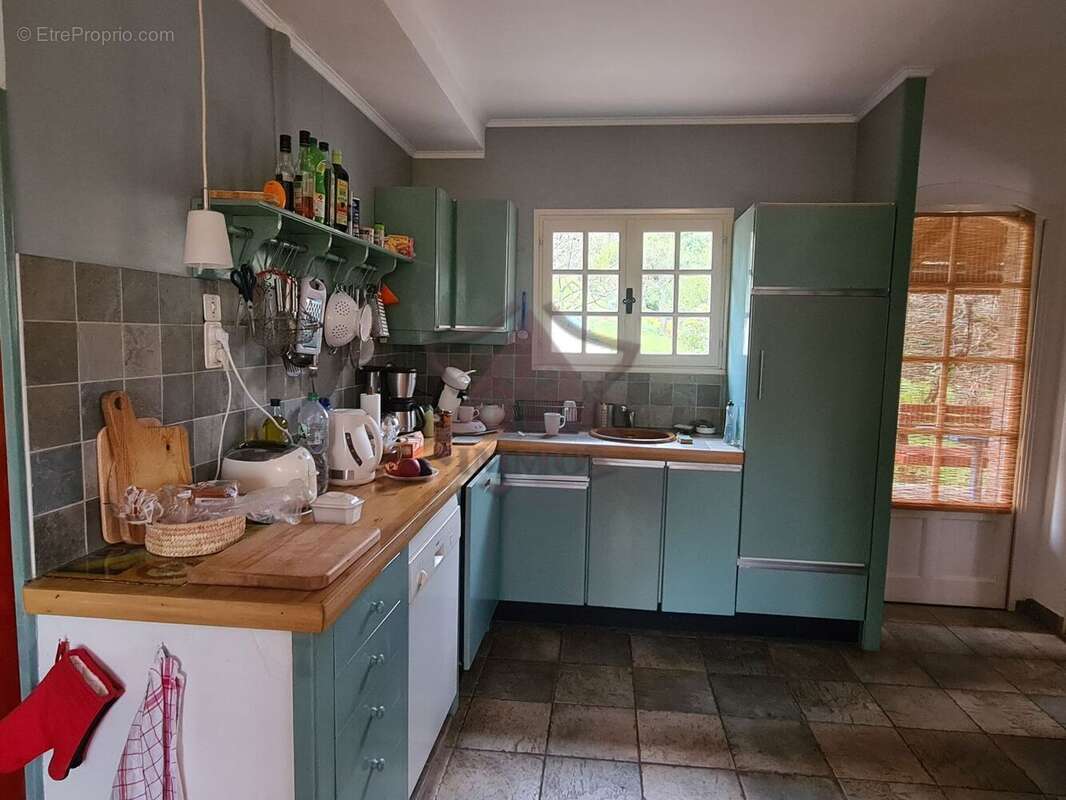 Coup de coeur pour cette propriété avec + d'un hectare de terrain - photo 5