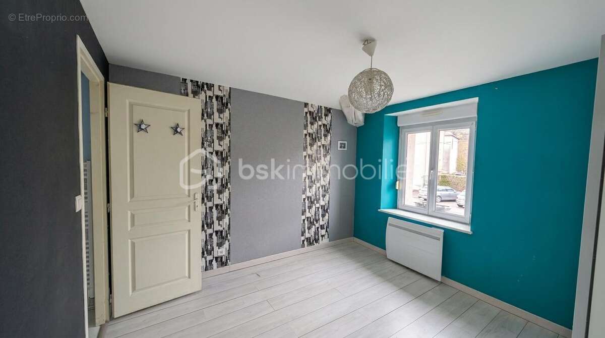 Maison de 160m² 4 chambres avec garage potentiel - photo 2
