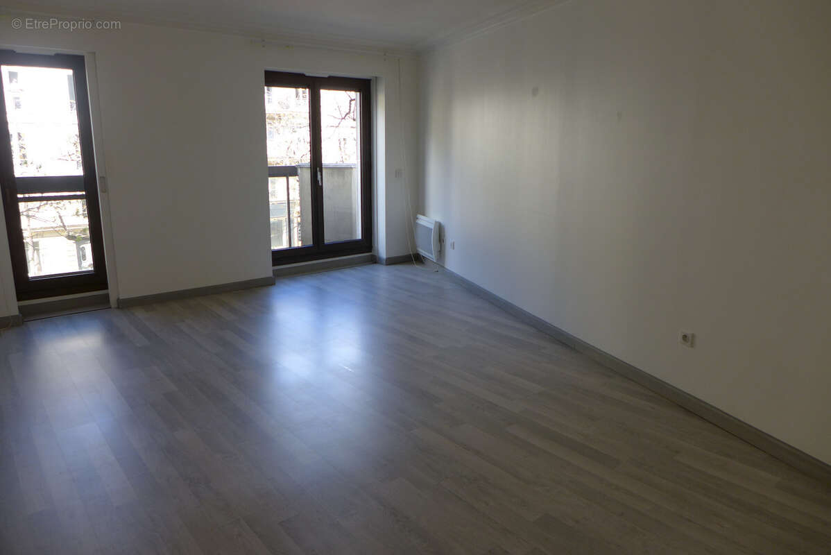 Hespérides 3 pièces Paris 17ème : très bel appartement refait à neuf - photo 5