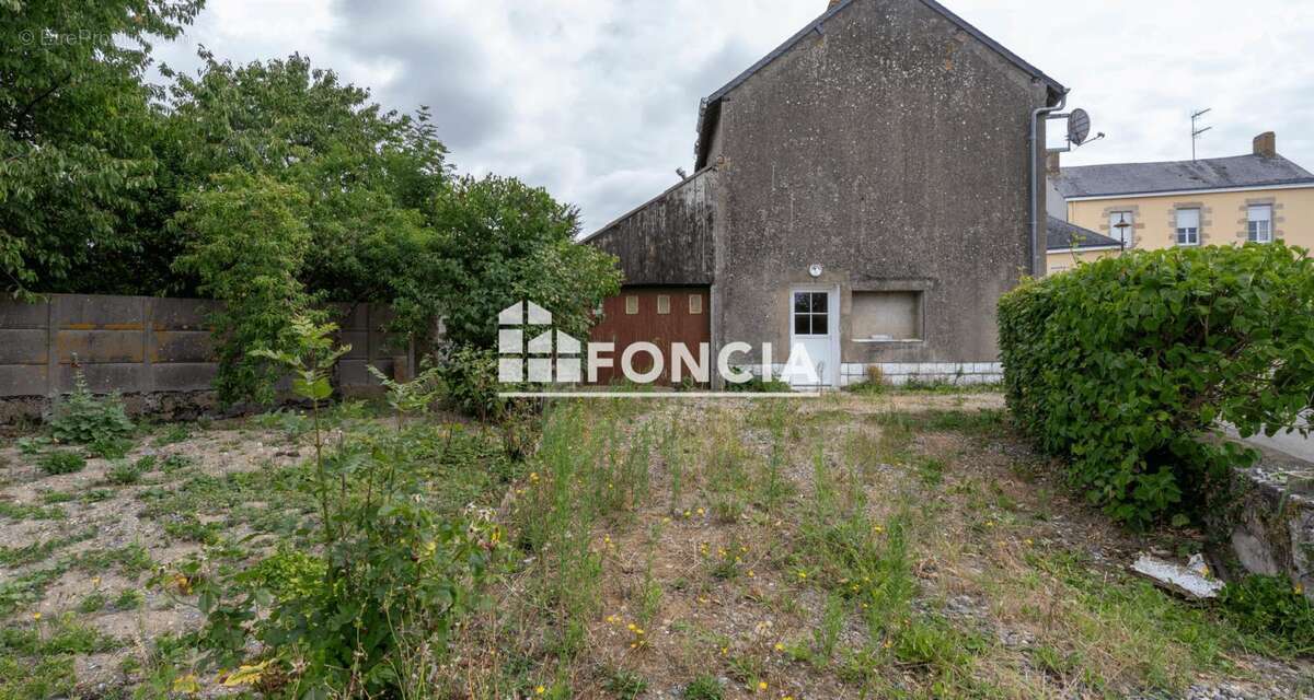 Maison à SILLE-LE-GUILLAUME