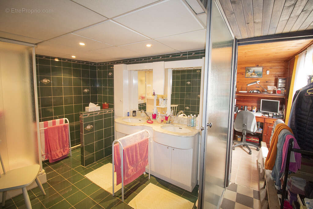 Maison à SAINT-JEAN-DE-SOUDAIN