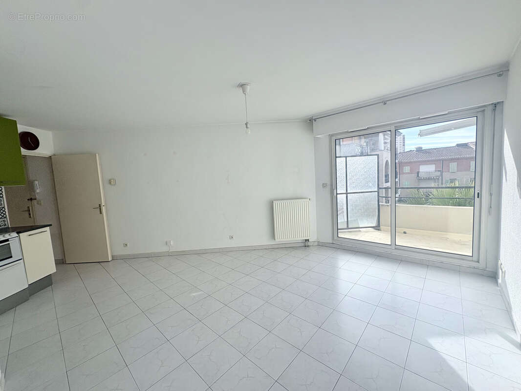 Appartement à LE CANNET