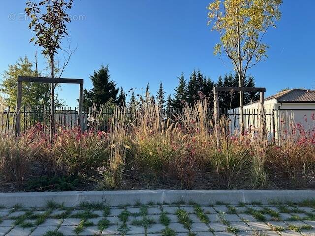 Terrain à ARTIGUES-PRES-BORDEAUX