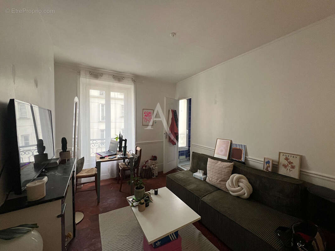 Appartement à PARIS-11E