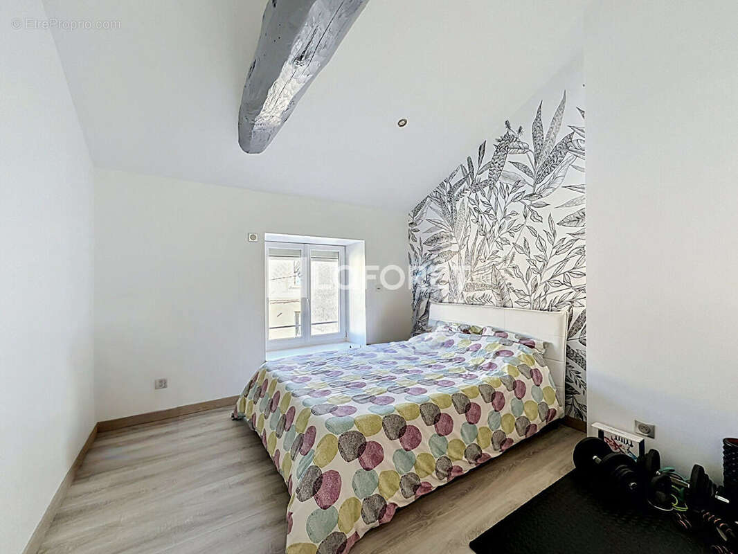 Appartement à THOISSEY