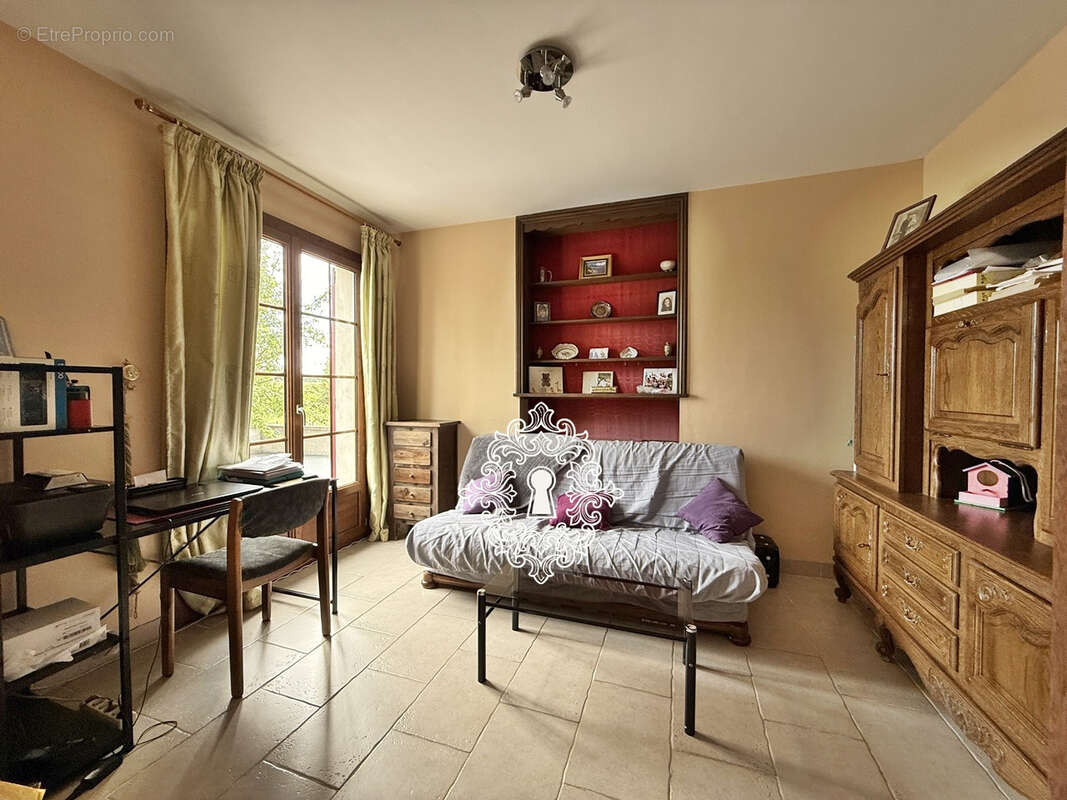 Maison à DONNEMARIE-DONTILLY
