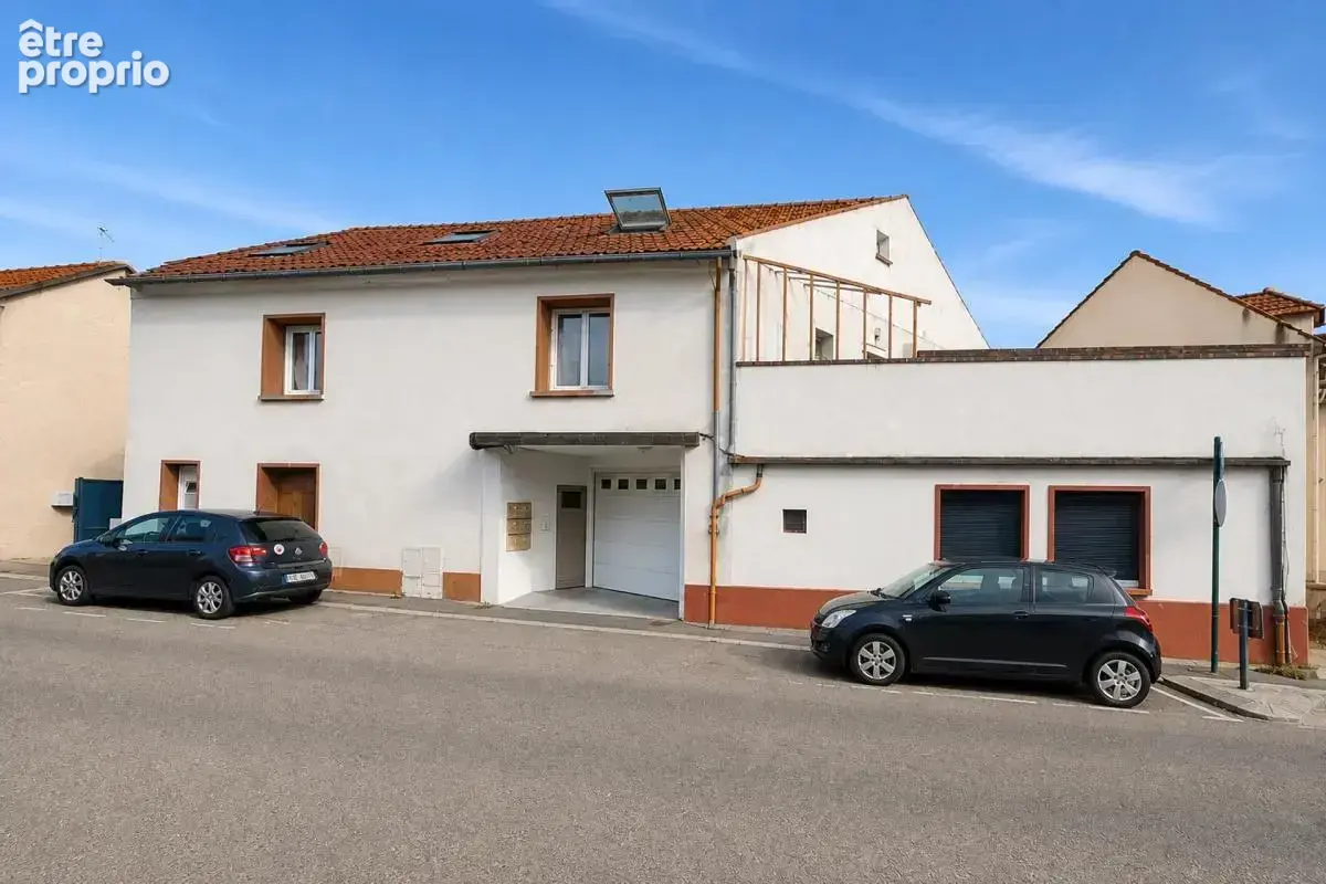 Maison en copropriété de 5 pièces de 85 m² à Mantes-la-Ville - photo 1