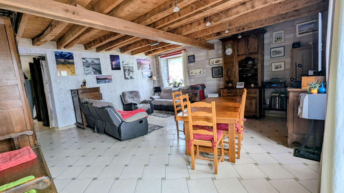 A VENDRE Maison pierres de 274 m²  - Terrain 9795 m²  - CHERRUEIX - photo 3