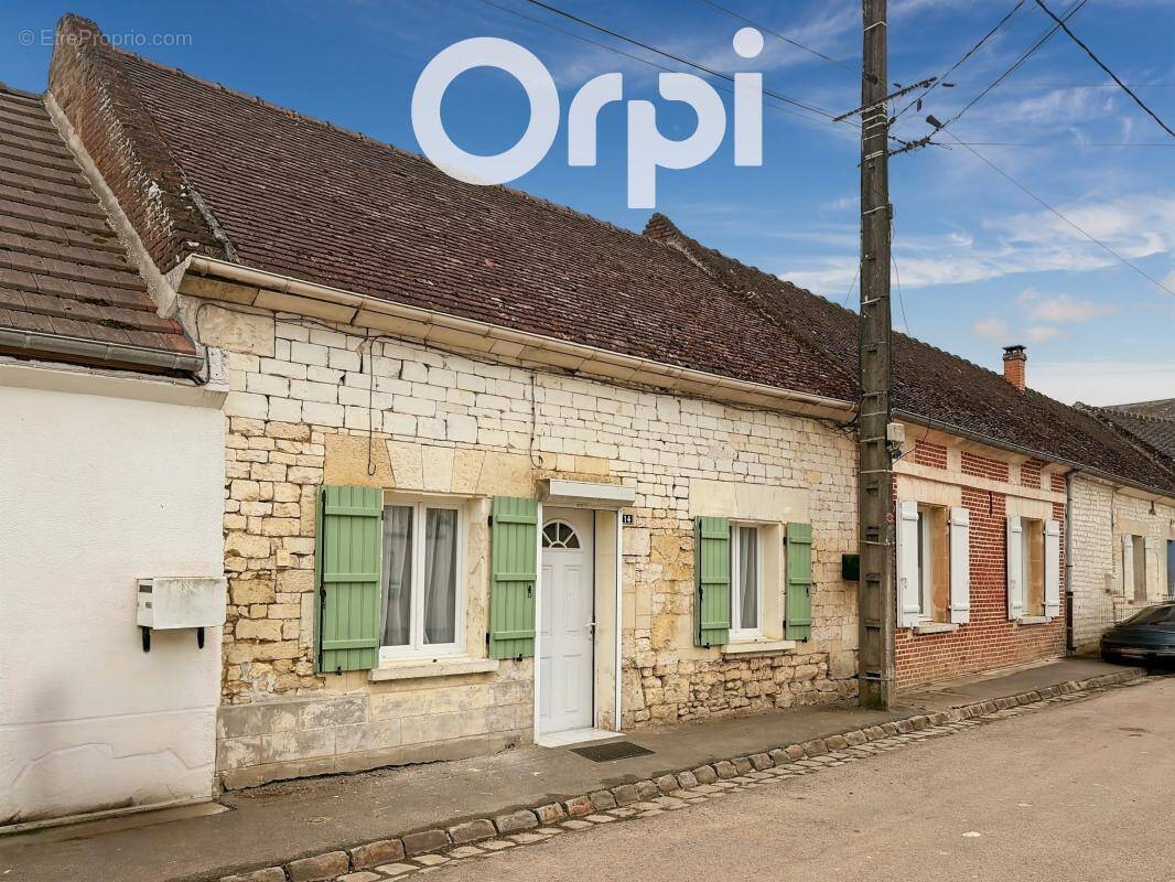 Maison à LEGLANTIERS
