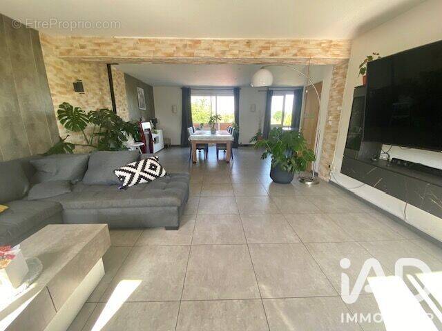 Photo 1 - Maison à BRETEIL
