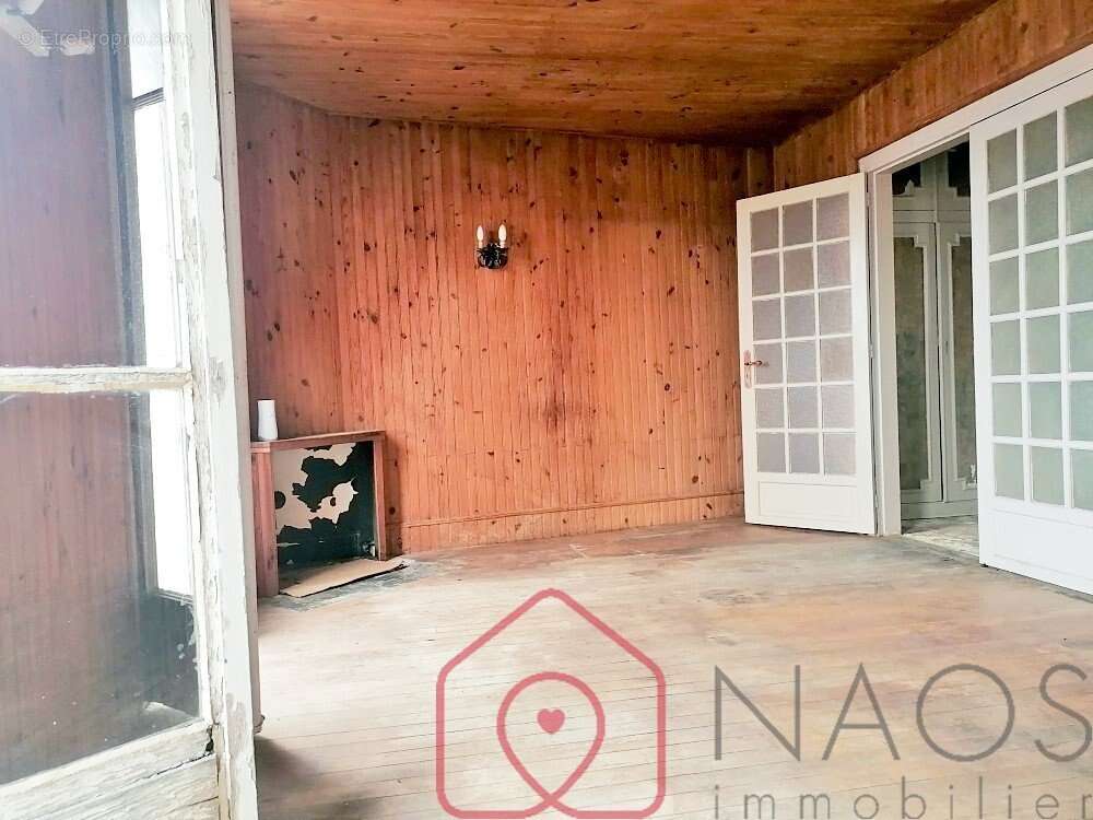 Appartement à PARIS-20E