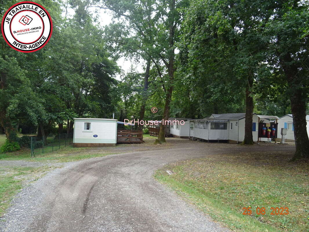 Terrain à SAINT-AUBIN-DE-BLAYE