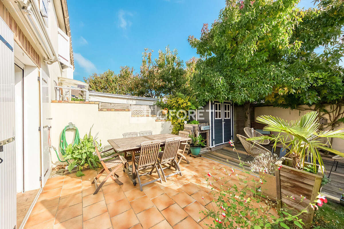 Maison à PONTAULT-COMBAULT