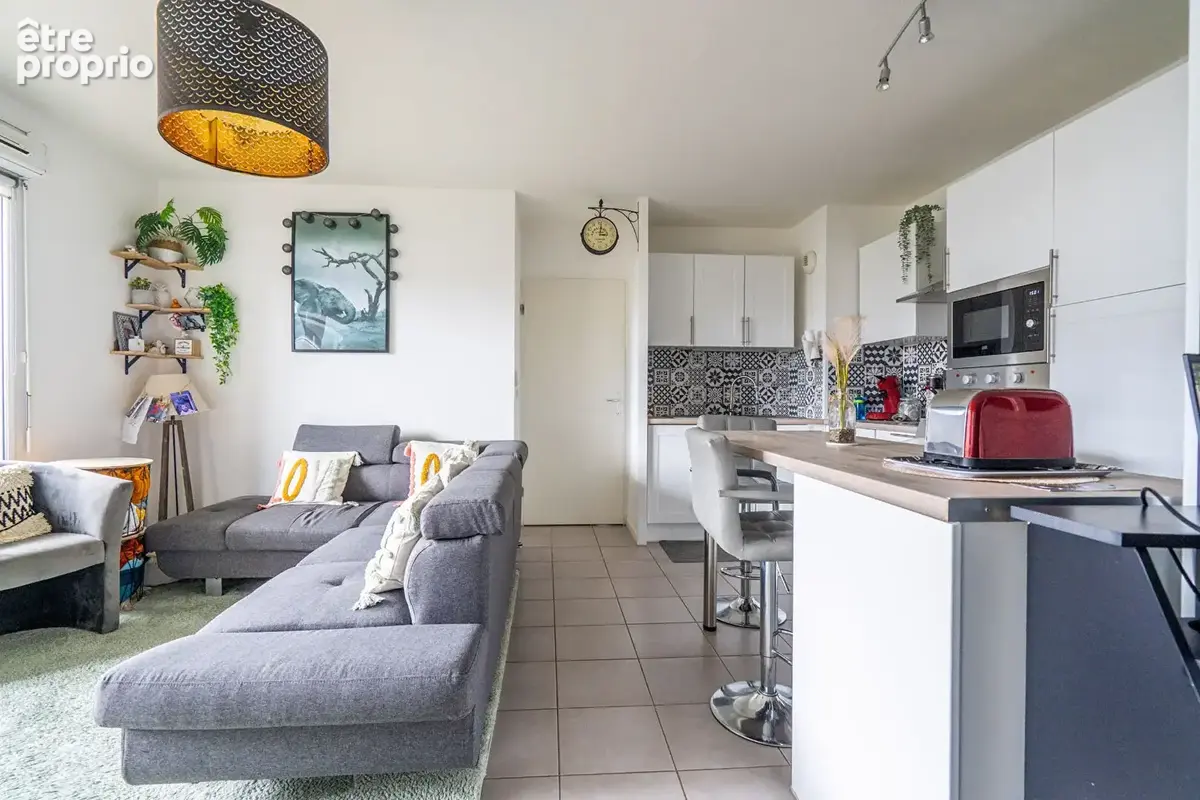 Villenave d'Ornon - Appartement T3 de 58m² avec balcon et parking - photo 6