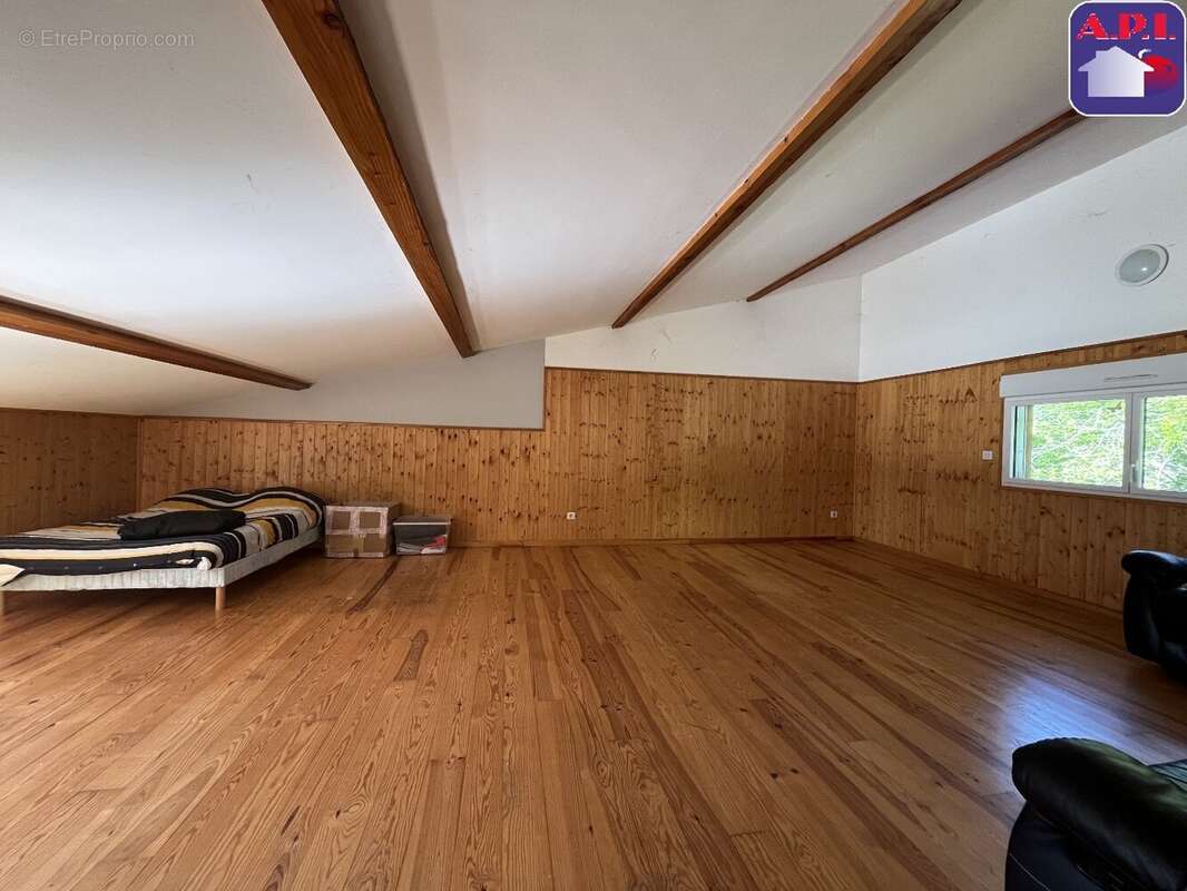 Maison à SAINT-JEAN-DU-FALGA