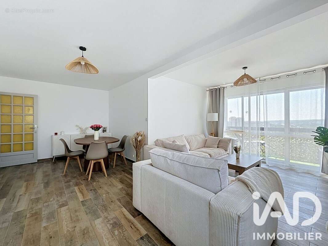 Appartement 78 m² à Nimes  - photo 6