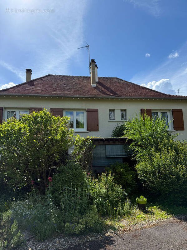 Maison à CHAMPLOST