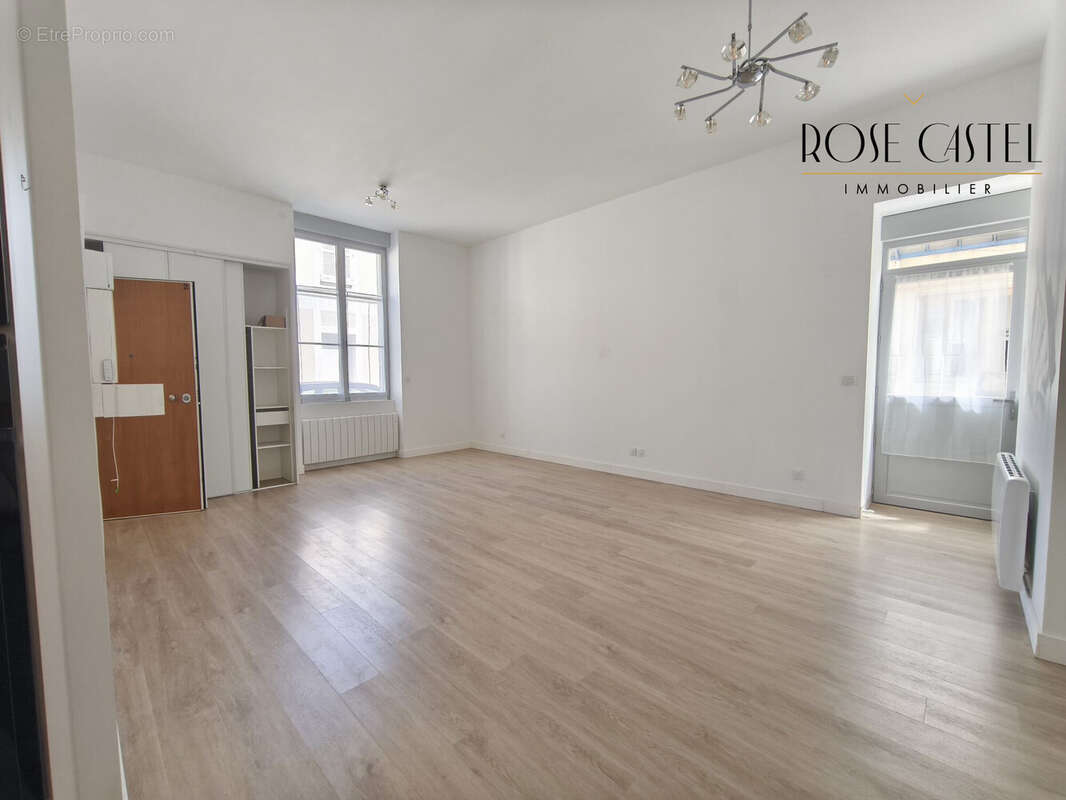 Appartement 73 m² à Chateaudun  - photo 2