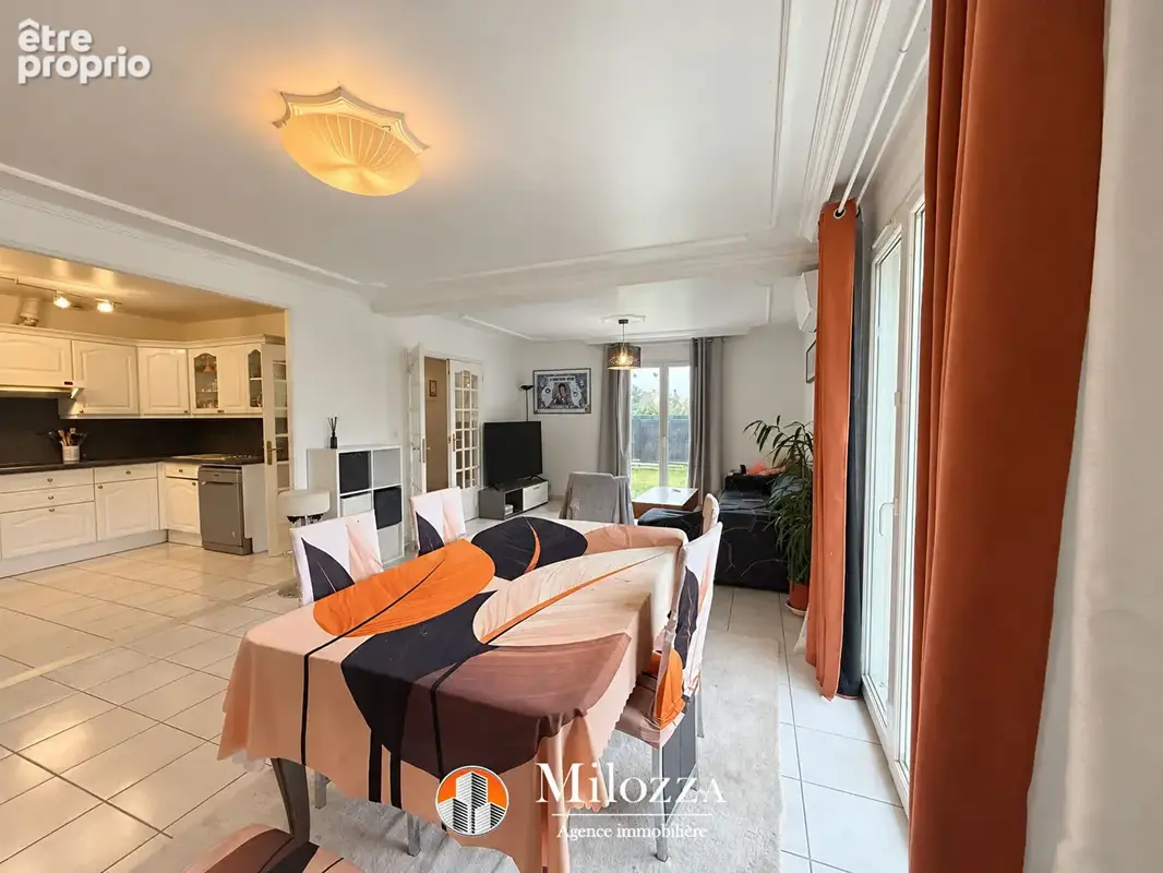 Villefontaine - Maison Type 5, 117,71 m² habitables, 4 chambres, suite parentale, terrain 674 m² - photo 5