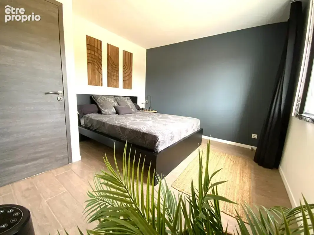 GETIGNÉ -À proximité à pied du bourg.Maison familiale - photo 10